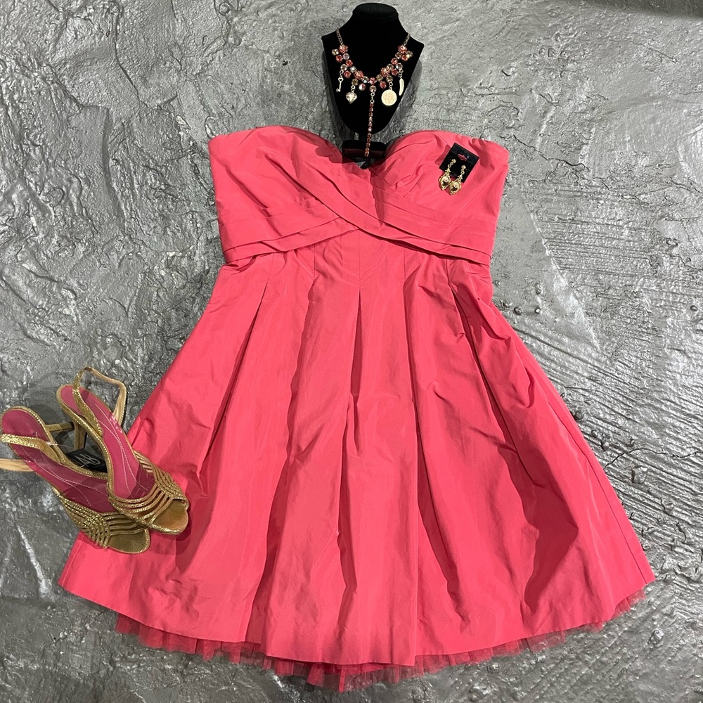 BCBG pink mini dress, Kate Spade heels gold, gold Necklace, gold Earrings